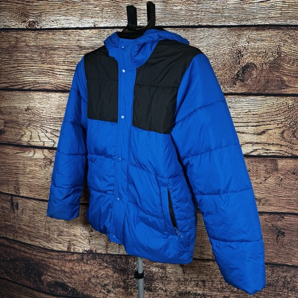Boys Blue and Black Winter/Snow Puffer Jacket Size XXL (11/12‎ Year Old)